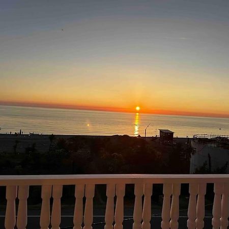 Sea View Studio Apartment In Gonio-Квариати Екстериор снимка