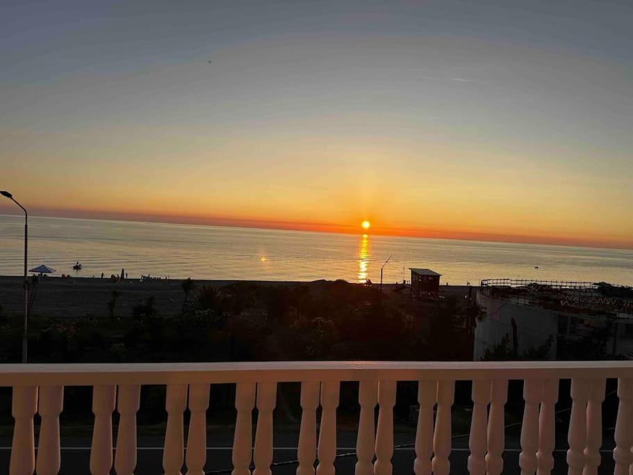 Sea View Studio Apartment In Gonio-Квариати Екстериор снимка