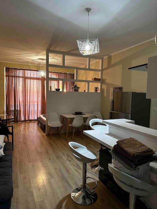Sea View Studio Apartment In Gonio-Квариати Екстериор снимка
