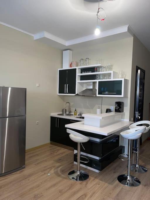 Sea View Studio Apartment In Gonio-Квариати Екстериор снимка